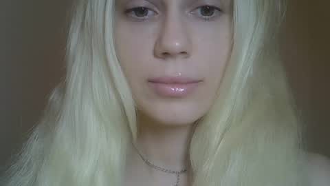 DitaMilton online show from 03.15.26