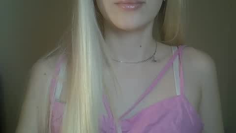 DitaMilton online show from 05.14.26
