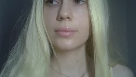 DitaReVirax online show from 04.03.26