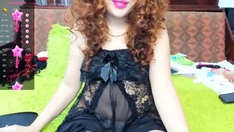 Snapshot of divine_goddess69 chatting on 10.14.25 Ana    online show from 10.14.25