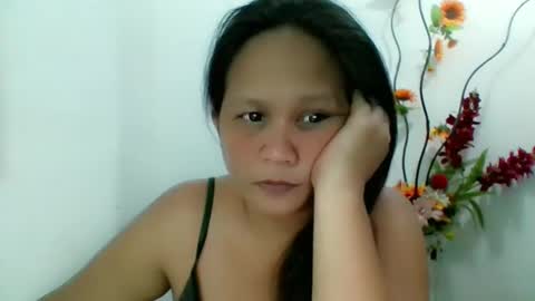 Snapshot of divinegrace10 chatting on 12.11.24     Divine Grace Close To Your Hear online show from 12.11.24