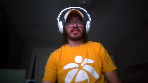 Snapshot of divorcedstoner420 chatting on 07.11.26 divorcedstoner420 online show from 07.11.26