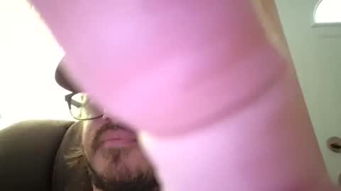 Snapshot of divorcedstoner420 chatting on 07.15.26 divorcedstoner420 online show from 07.15.26