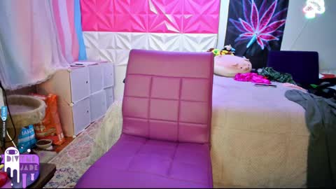 Snapshot of divynejade chatting on 12.08.24 Jade Divyne online show from 12.08.24