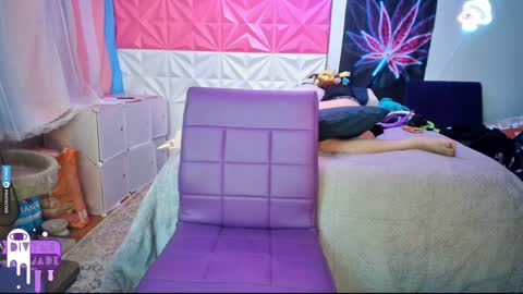 Snapshot of divynejade chatting on 12.10.24 Jade Divyne online show from 12.10.24