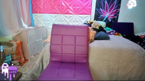 Snapshot of divynejade chatting on 12.10.24 Jade Divyne online show from 12.10.24