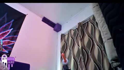 Snapshot of divynejade chatting on 02.15.25 Jade Divyne online show from 02.15.25