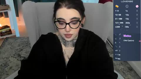 dixipixi_ online show from 06.14.26