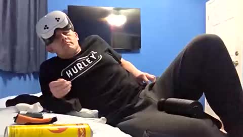 Snapshot of djcloudy22223 chatting on 11.15.25 djcloudy22223 online show from 11.15.25