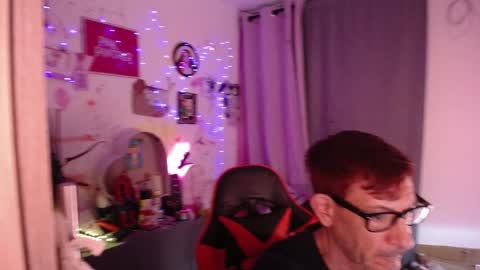 Snapshot of dlacarra chatting on 12.28.24 David Lucky 13 online show from 12.28.24