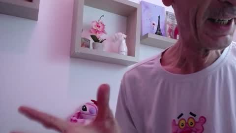 Snapshot of dlacarra chatting on 11.16.25 David Lucky 13 online show from 11.16.25