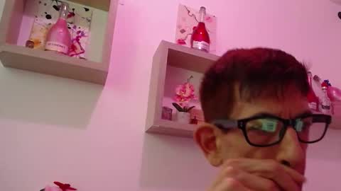 Snapshot of dlacarra chatting on 11.24.25 David Lucky 13 online show from 11.24.25