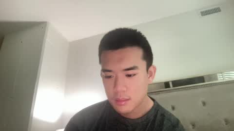 Snapshot of dlasian98 chatting on 02.11.25 DL Asian Sissy online show from 02.11.25