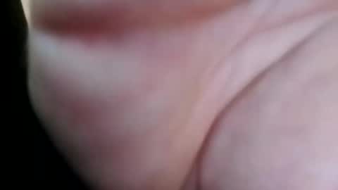 Snapshot of dlov3 chatting on 10.29.25 dlov3 online show from 10.29.25