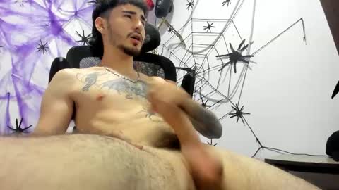 Snapshot of dmitrisanders1 chatting on 09.29.25 Maybe in pvt online show from 09.29.25