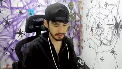 Snapshot of dmitrisanders1 chatting on 12.18.25 Maybe in pvt online show from 12.18.25