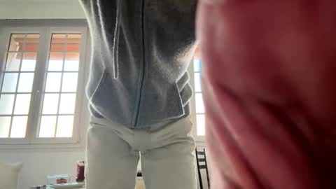 Snapshot of dmot2024 chatting on 11.22.25 dmot2024 online show from 11.22.25