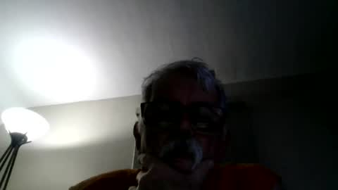 Snapshot of dodge2000guy chatting on 06.18.26 playful online show from 06.18.26