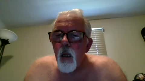 Snapshot of dodge2000guy chatting on 06.19.26 playful online show from 06.19.26