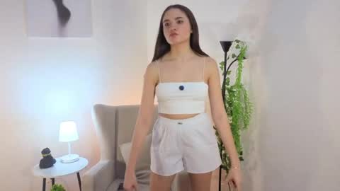 Snapshot of dodieruschmeyer chatting on 03.29.26 Hello my name Eva Im glad to see you in my room online show from 03.29.26