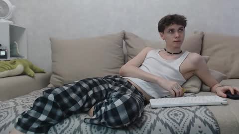 Snapshot of doedeeer chatting on 12.07.24 Alex online show from 12.07.24