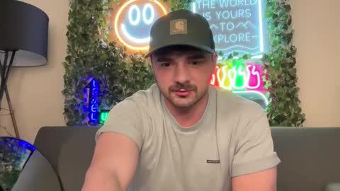 Snapshot of dohmerboyz chatting on 02.25.26 GIJO online show from 02.25.26