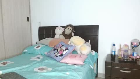 Snapshot of doll_and_sex chatting on 02.05.25 Auro and Santiago online show from 02.05.25