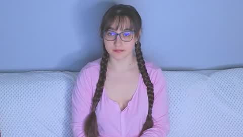 Tessa online show from 03.09.26