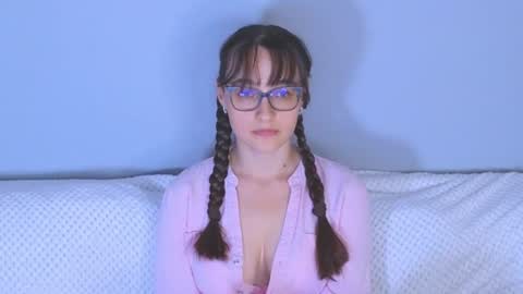 Snapshot of doll_tessa chatting on 07.28.26 Tessa online show from 07.28.26