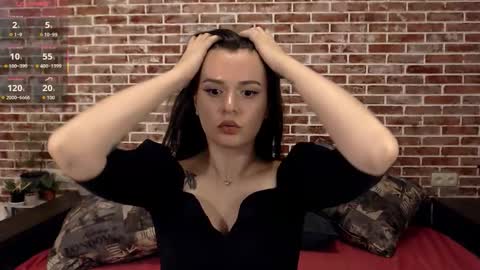 Snapshot of doll_tiffany chatting on 11.01.25 Jade online show from 11.01.25