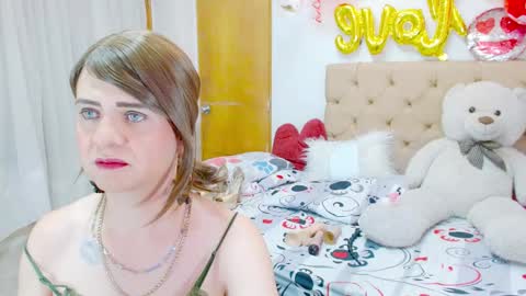 Snapshot of dolldirtyxxx1 chatting on 02.28.26 ilona online show from 02.28.26