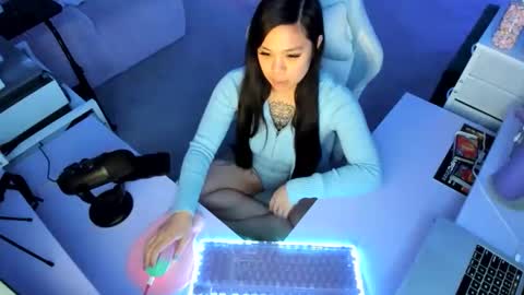 DOLLLFACE online show from 02.22.26