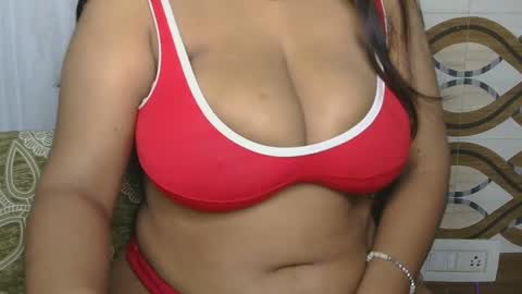 dolly_2 online show from 02.04.25