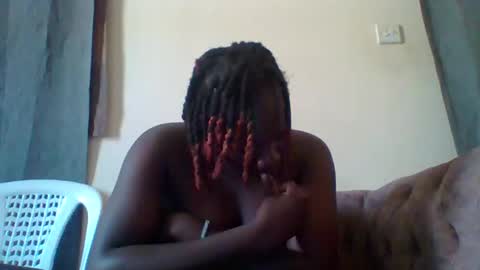 dollyvee online show from 11.11.25