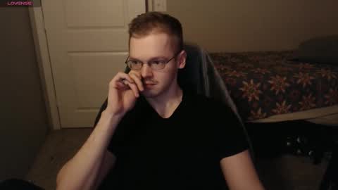 Snapshot of doloresman chatting on 02.27.25 doloresman online show from 02.27.25