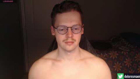 Snapshot of doloresman chatting on 09.11.25 doloresman online show from 09.11.25