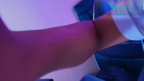 Snapshot of dom_veneno chatting on 09.16.25 dom_veneno online show from 09.16.25