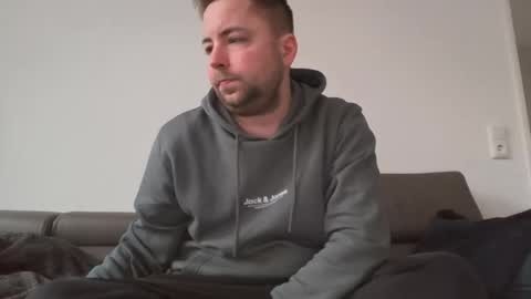 dombio_12 online show from 02.08.26