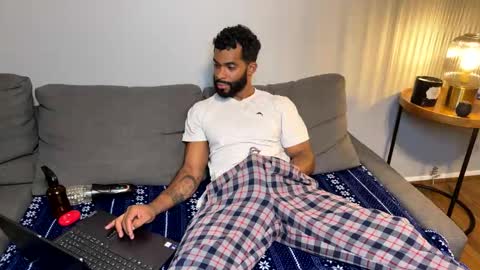 Domi online show from 04.18.26