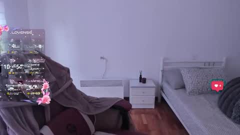 Snapshot of domina_deivis chatting on 11.17.25 I WILL BE BACK ON WEDNESDAY DECEMBER 4 0100AM COLOMBIA TIME online show from 11.17.25