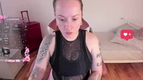 Snapshot of domina_deivis chatting on 12.02.25 I WILL BE BACK ON WEDNESDAY DECEMBER 4 0100AM COLOMBIA TIME online show from 12.02.25