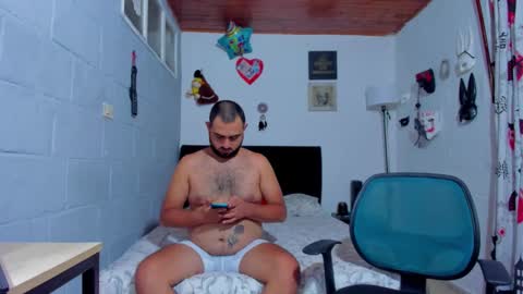 Snapshot of dominantcouple999 chatting on 03.26.26 CRISTIAN Y FERNEY online show from 03.26.26