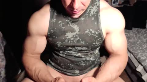Snapshot of dominatemuscle chatting on 05.16.26 Kevin online show from 05.16.26