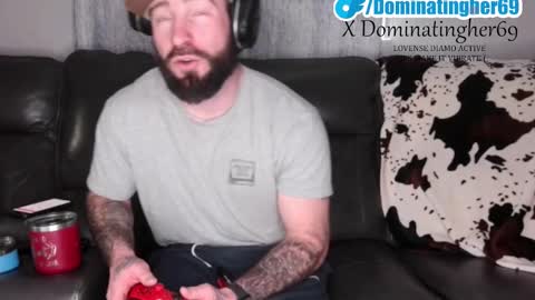 Snapshot of dominatingher69 chatting on 02.10.25 dominatingher69 online show from 02.10.25