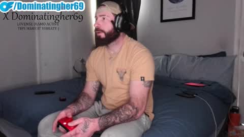 Snapshot of dominatingher69 chatting on 02.20.25 dominatingher69 online show from 02.20.25