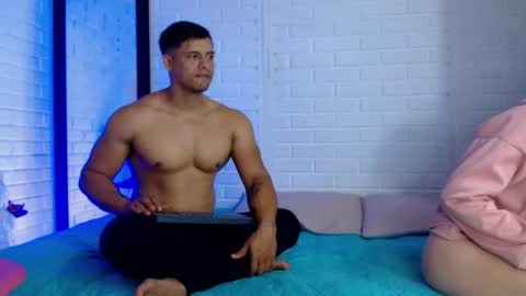 Dominc berry online show from 02.25.25