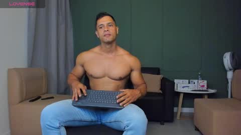 domincrodriguez_119 online show from 03.30.26