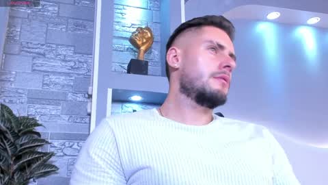 dominic de luca online show from 04.08.26