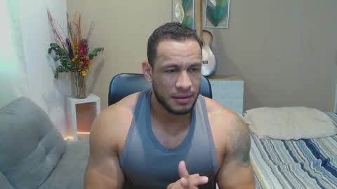 dominic_hulk1 online show from 09.29.25