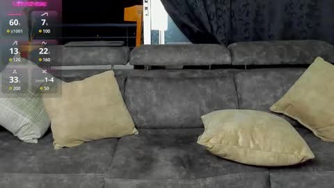 Snapshot of dominic_joness chatting on 02.22.25 SANTI independent model online show from 02.22.25